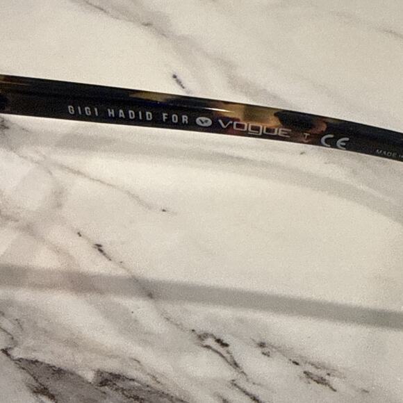 Gigi Hadid for Vogue Sunglasses VO5211 S Cat Eye Brown/Tortoise Shell 54 20 140 - Picture 6 of 7